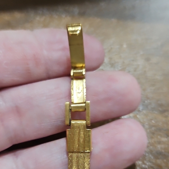 Vintage Lucian Piccard Goldtone Women\'s Watch with Crystal Detailing main image 7